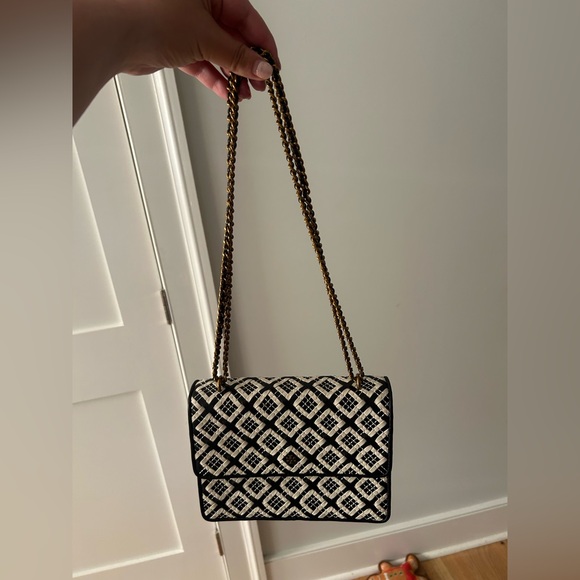 Tory Burch Black and White Leather Geometric Shoulder Bag - Picture 7 of 11